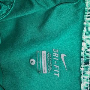 Nike shorts!! Size small